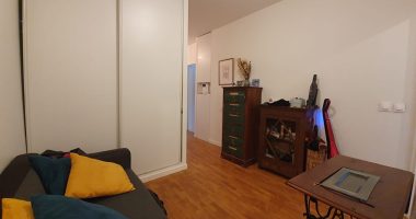 370f4989