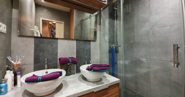 f2470482