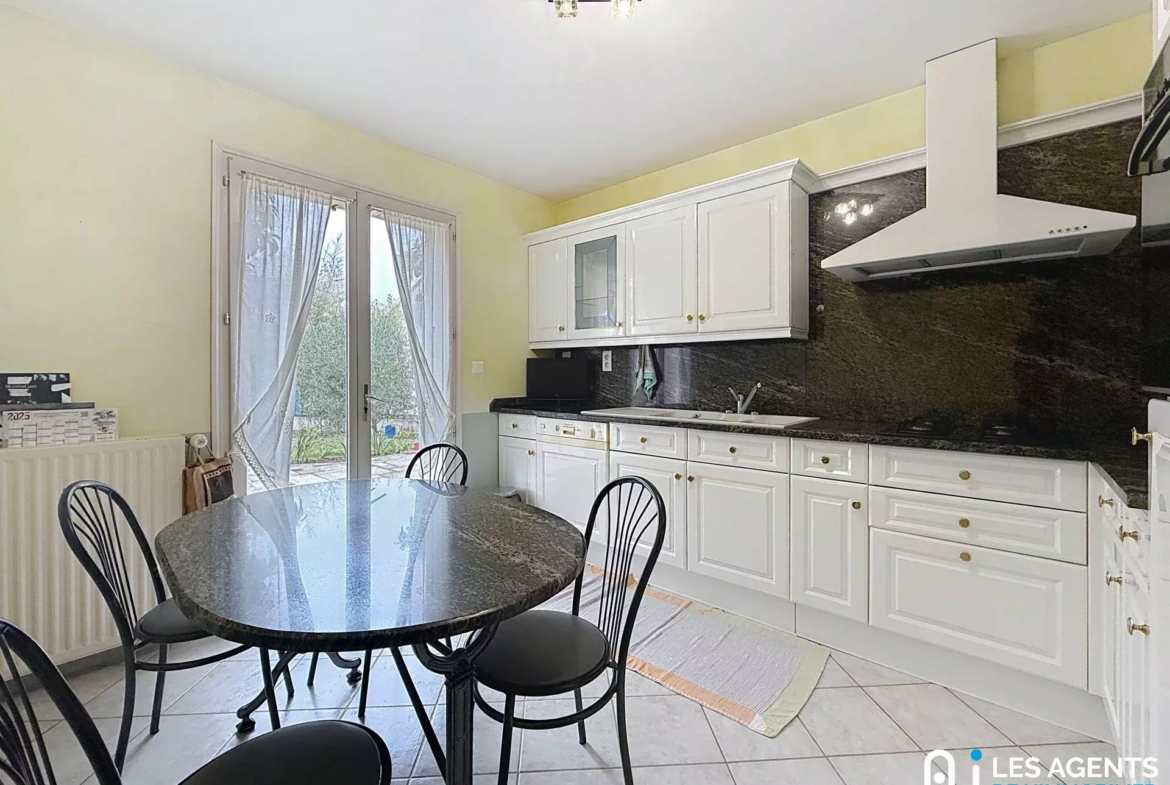 10a46890ddb872619bc94038ccd46103_f3394577d1_1920-big