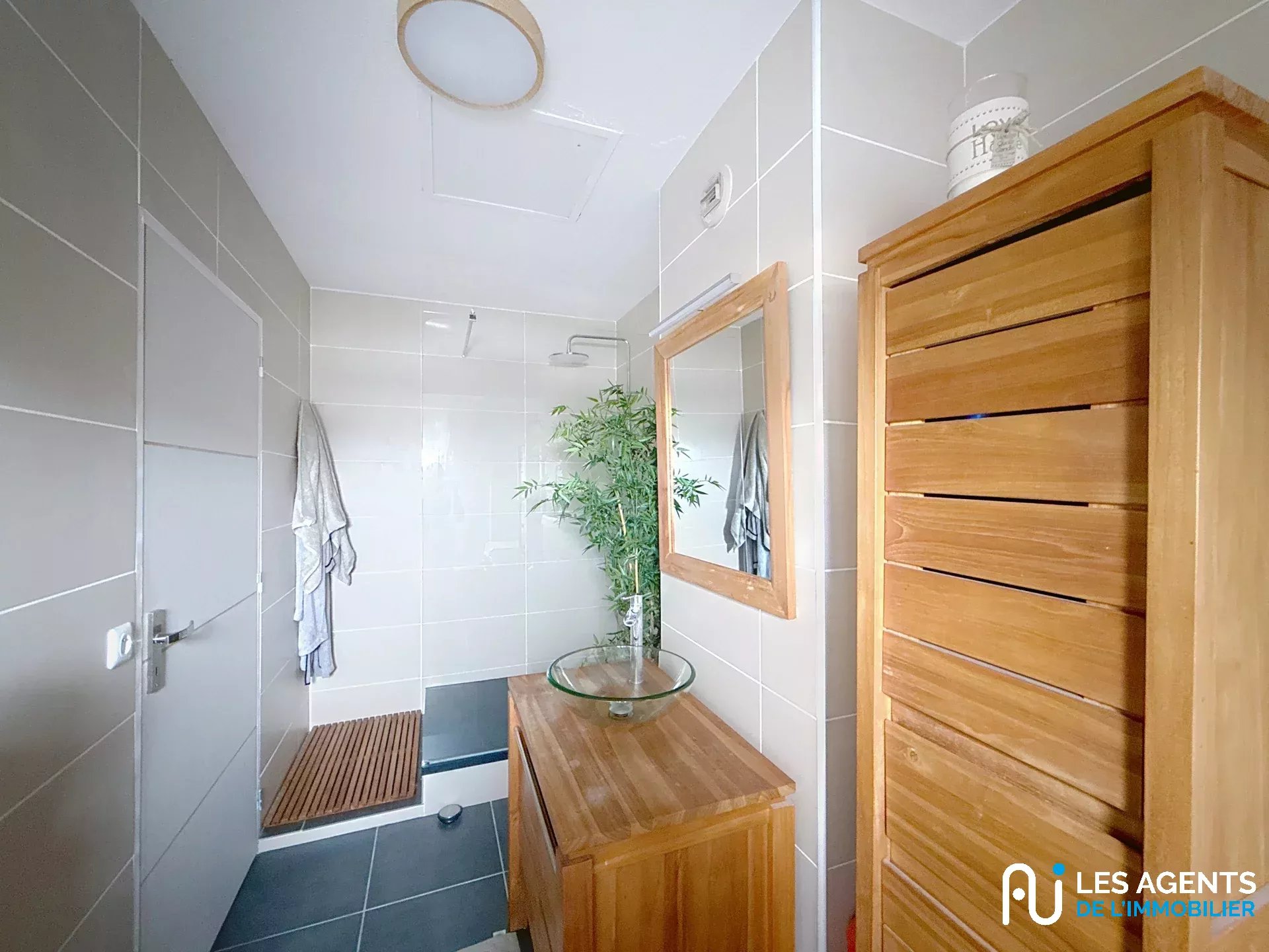 2777f5b828bf647788f3a87cb18d05db_13aec57973_1920-big