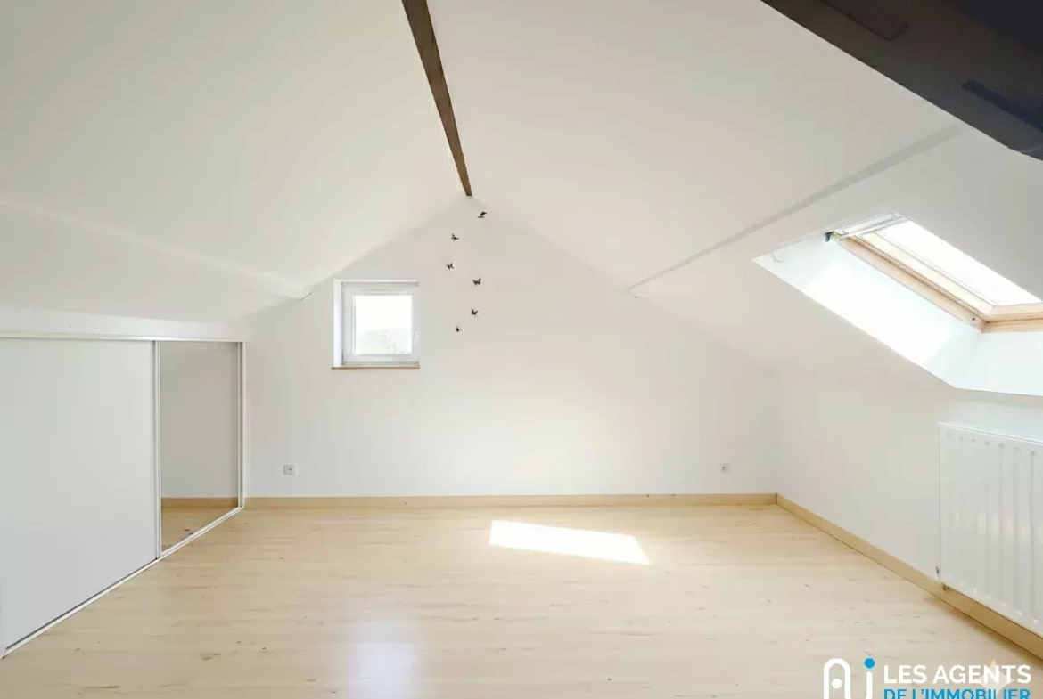 2b80b029920360524677883169349de5_e49daa2528_1184-big