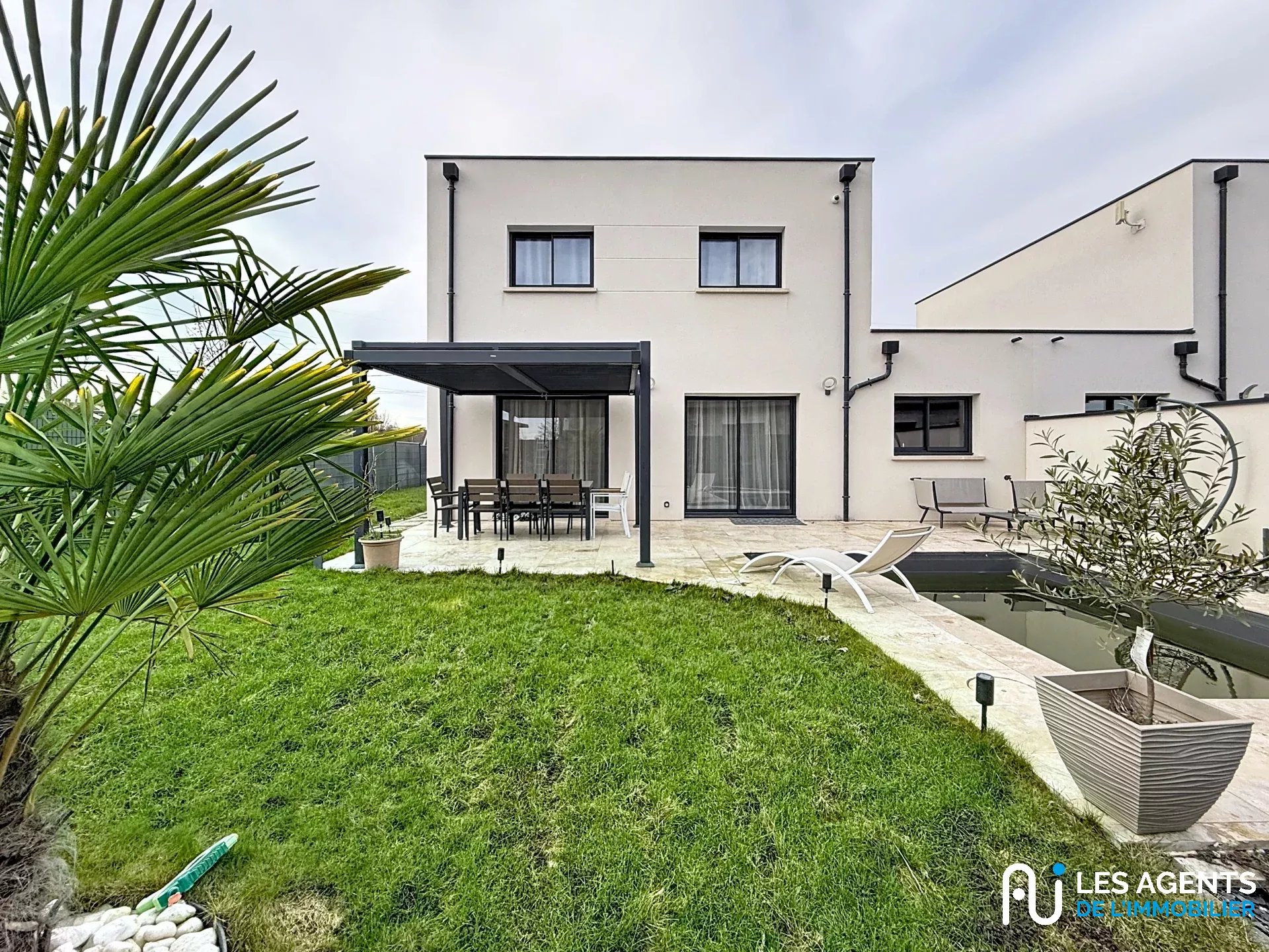 bd9ffc2102257d919828d0d5dd0851d0_fd76acc9b4_1920-big