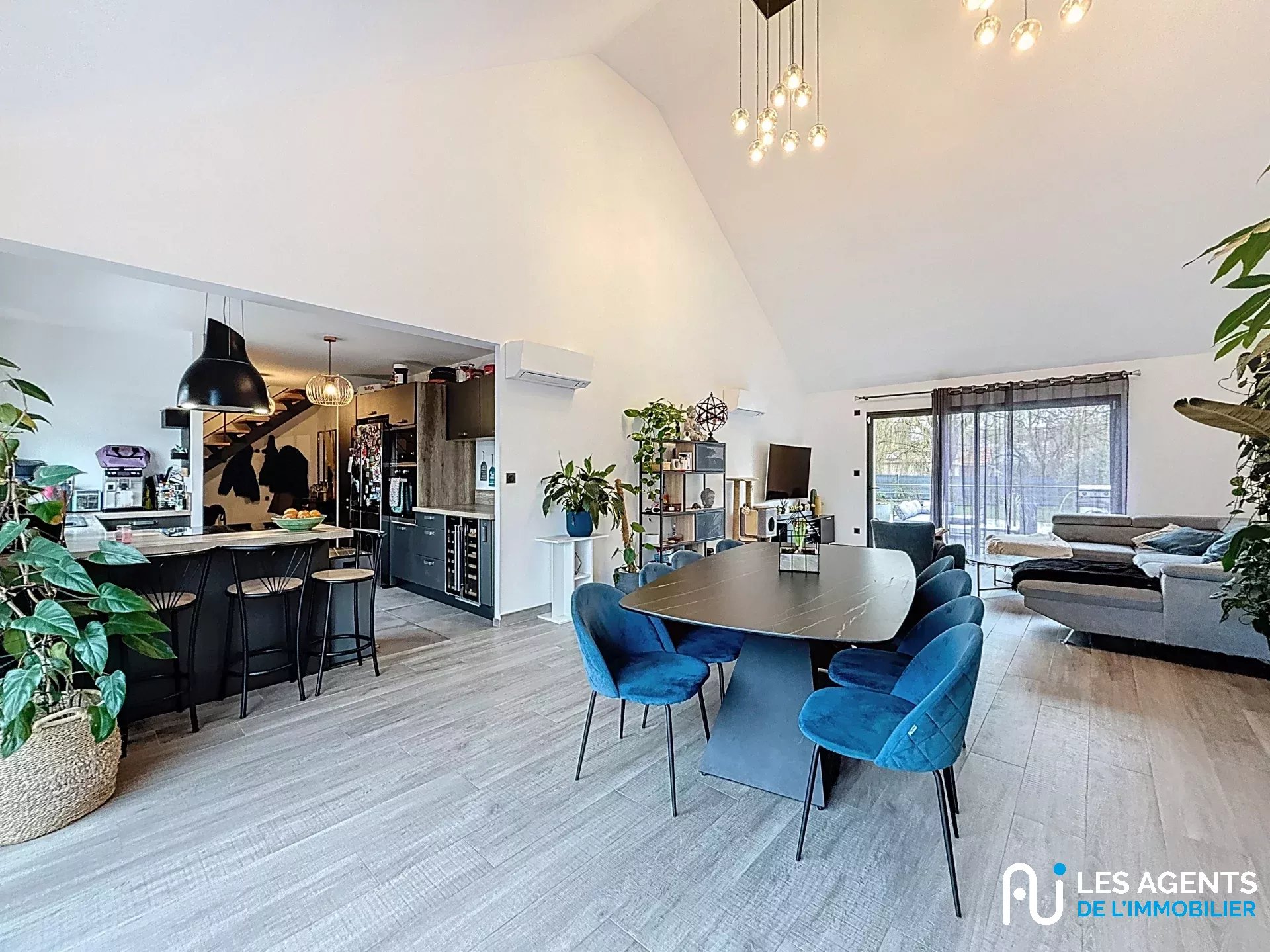 cca80ace6f84b37a03d9956e0906d366_ce540def1c_1920-big