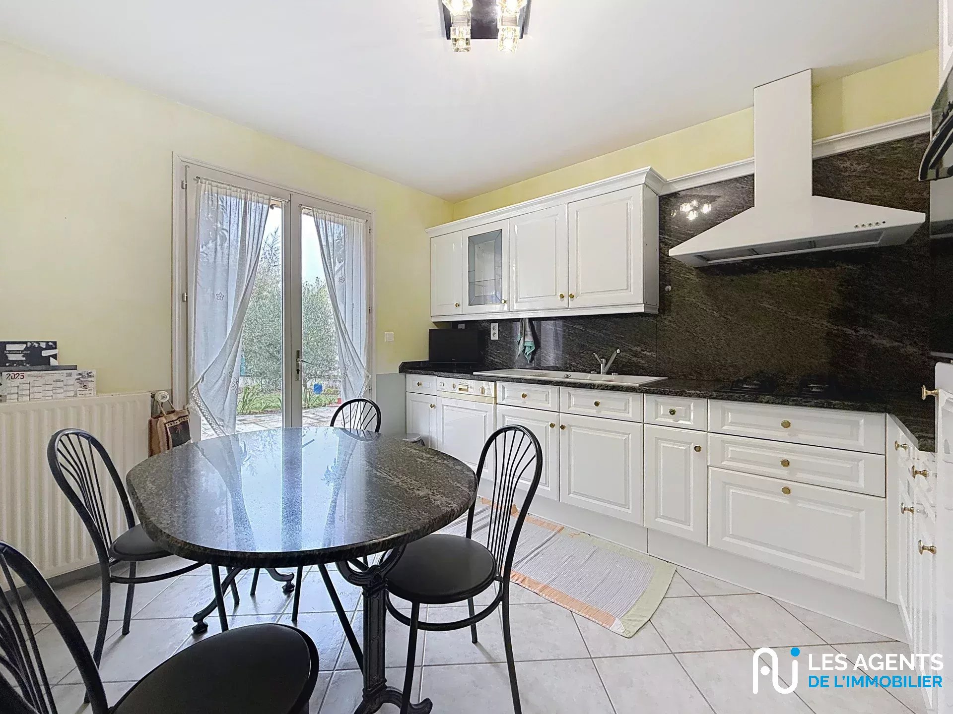 10a46890ddb872619bc94038ccd46103_f3394577d1_1920-big