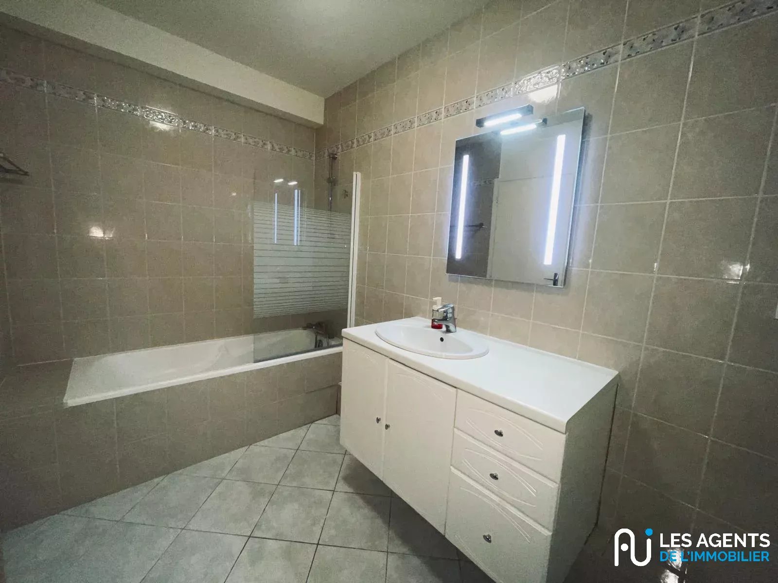 69970736db146fc8f782baa09cd188a3_fac78c9ab3_1600-big