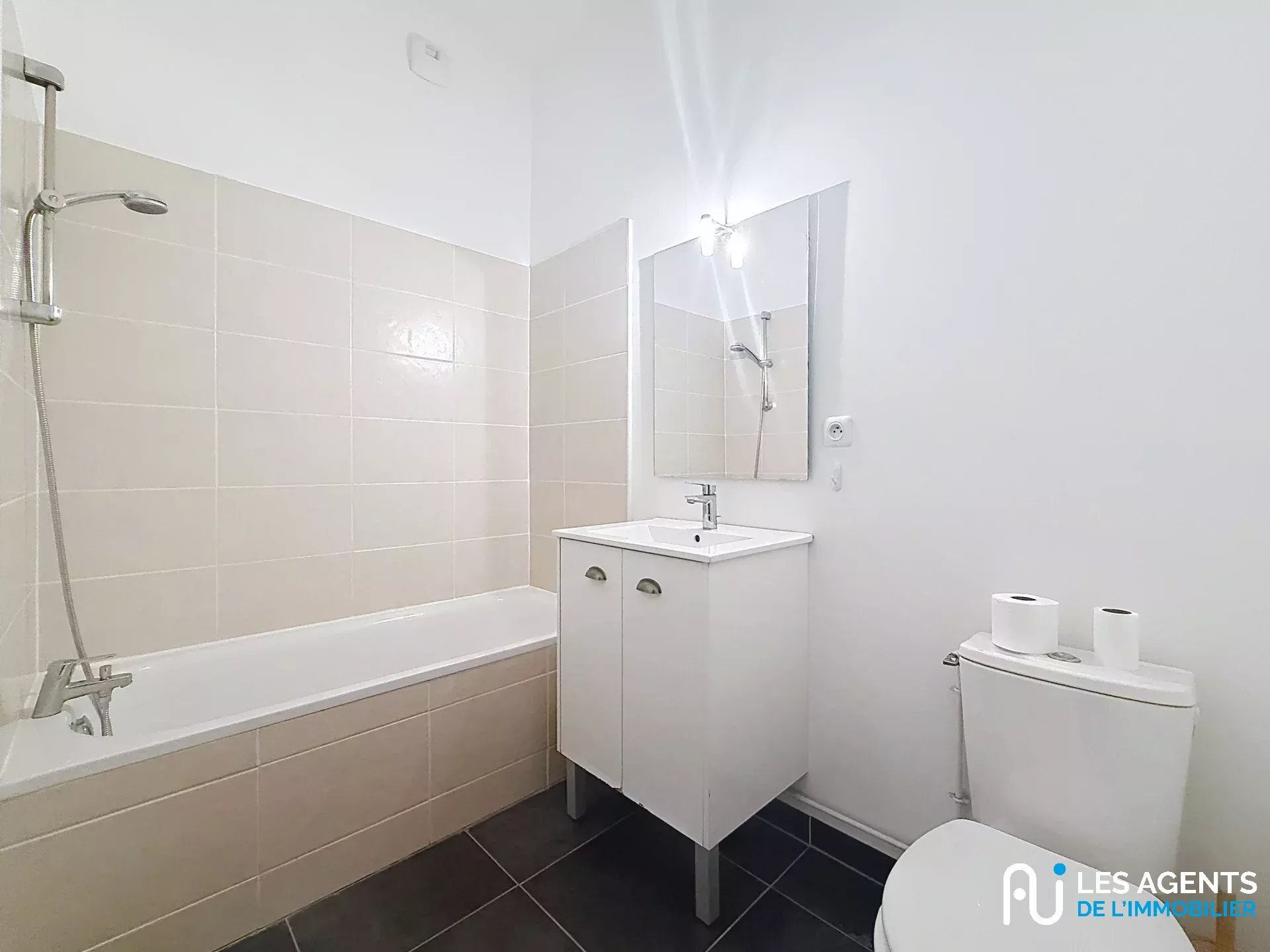 8ea83d0f709a697634d8cb659c4500f8_0621088198_1920-big