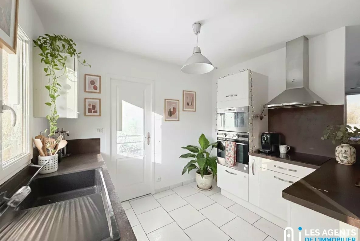 38b4f200d4938aaa818664d1d256e2bc_3c7d8c0713_1184-big