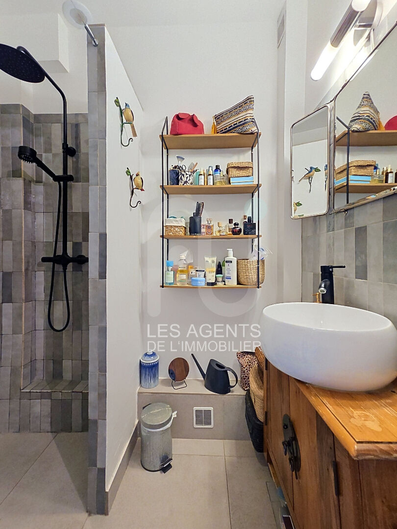 61623258k