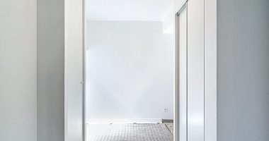 1573d400
