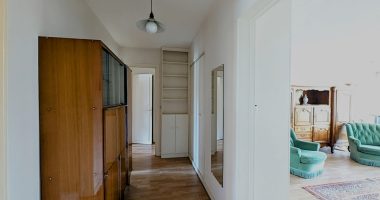 94f25900