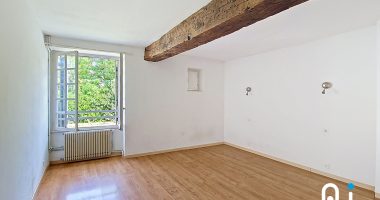 f64e6608